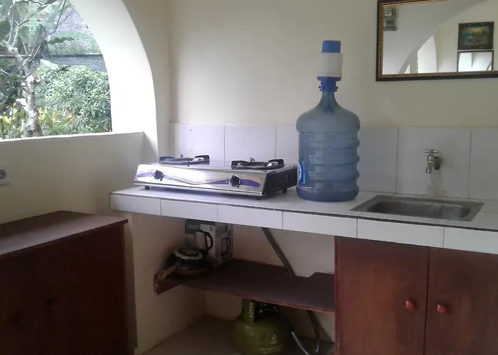 Madu Sentana House Guest house 3*
